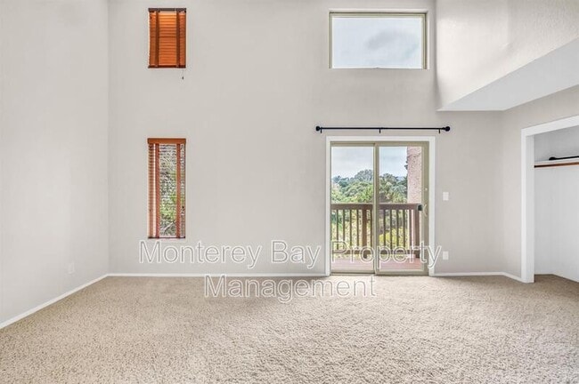 Building Photo - 29 Montsalas Dr