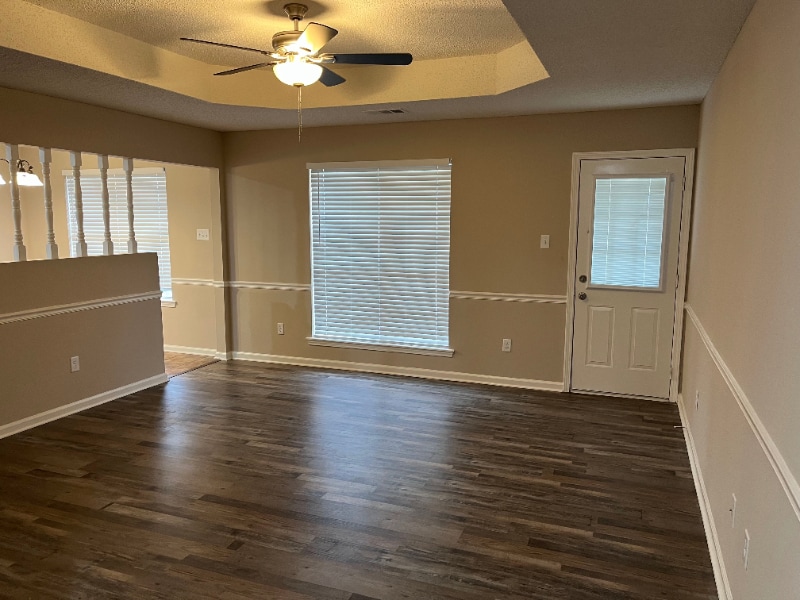 Building Photo - 15 Ariel Dr