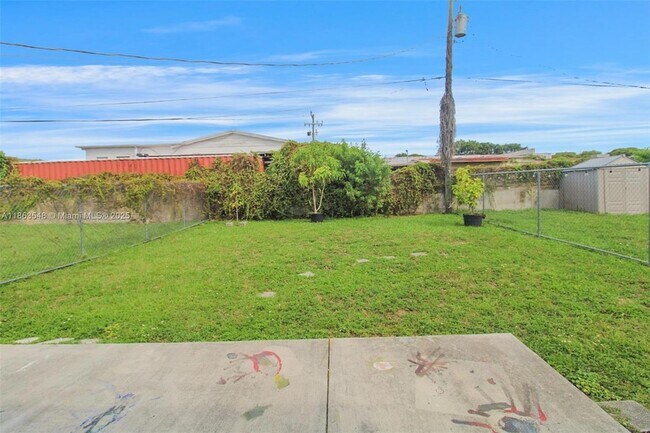 Building Photo - 11332 SW 207th Dr