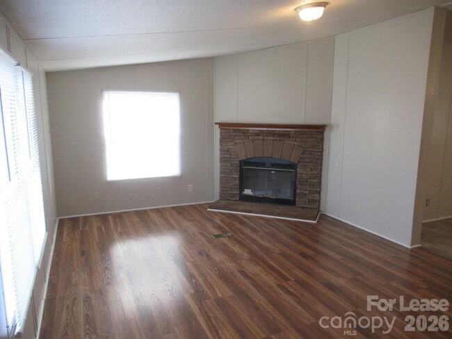 Building Photo - 1157 Birkdale Ln