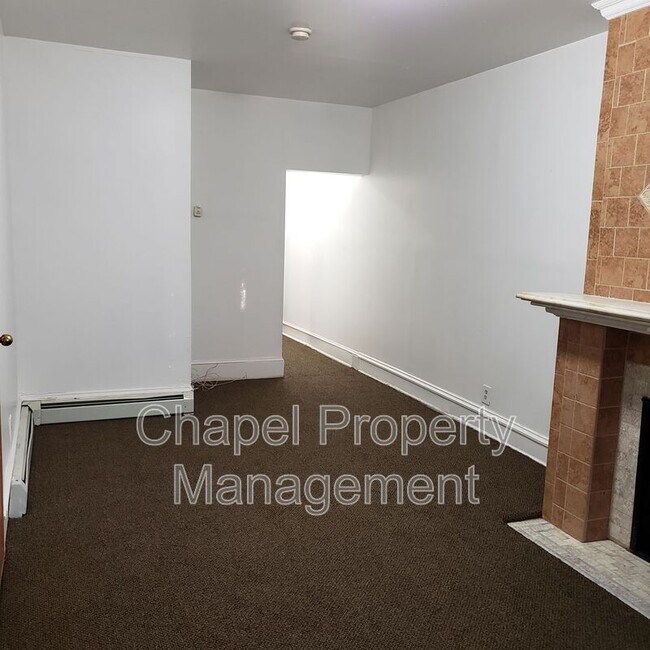 Building Photo - 871 Wynnewood Rd