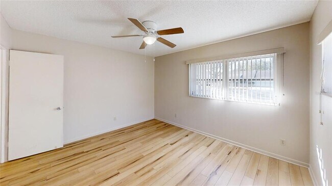 Building Photo - 8625 SW 94th St