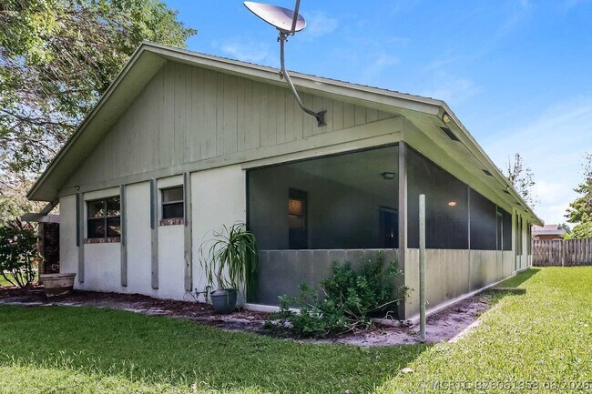 Building Photo - 1901 Shower Tree Way