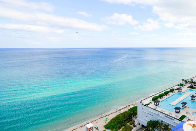 Building Photo - 4111 S Ocean Dr