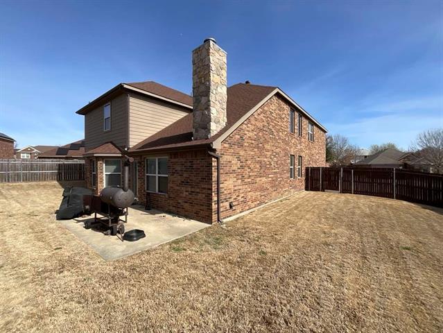 Building Photo - 6020 Heather Dr