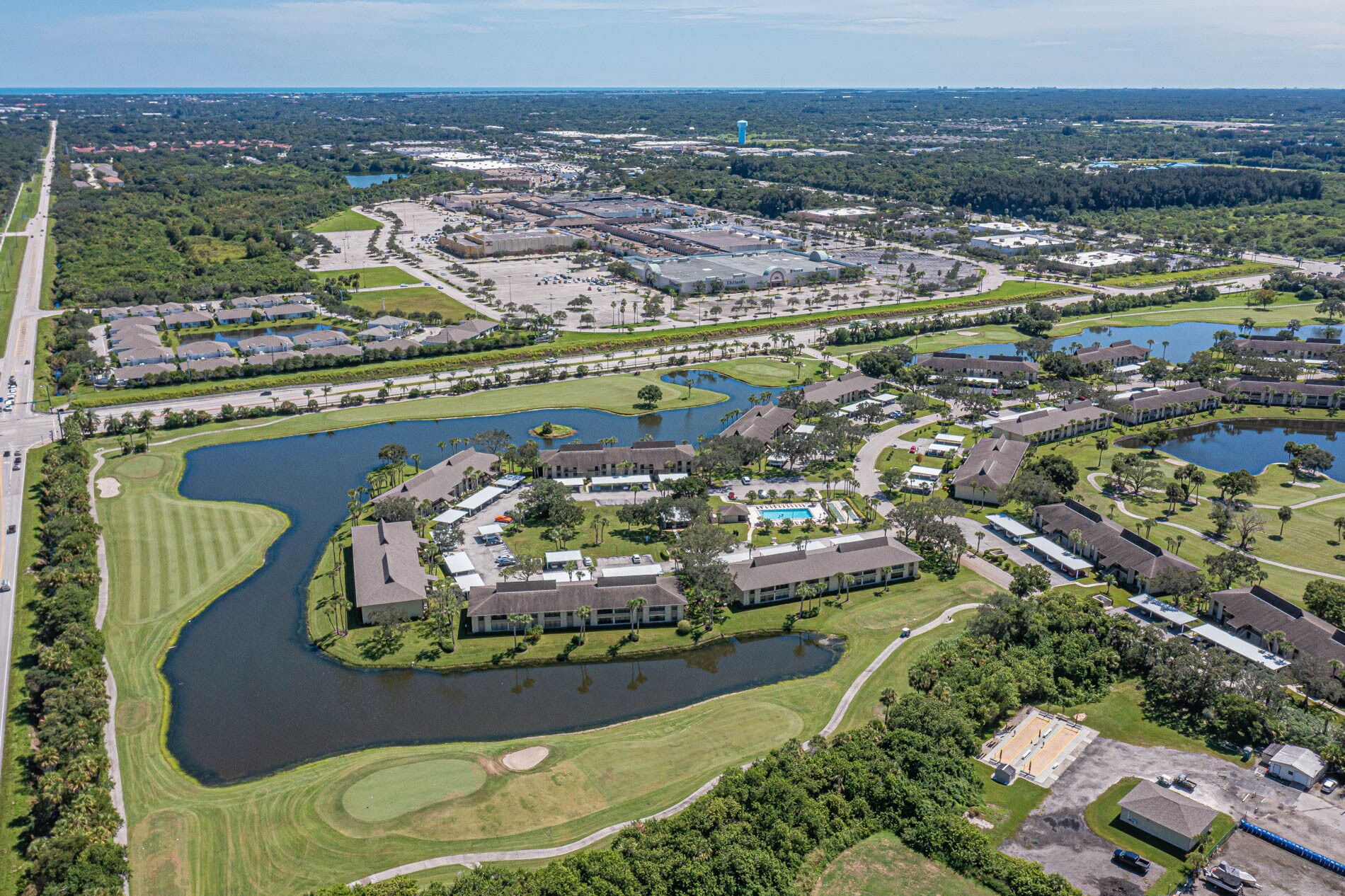 Building Photo - 28 Plantation Dr