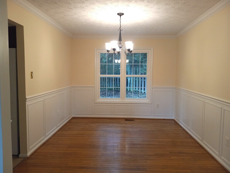 Dining room - 6146 Franconia Station Ln