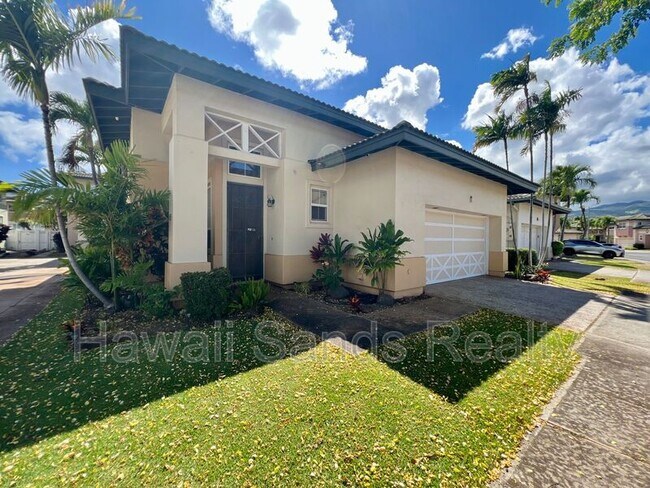 Building Photo - 91-1017-1017 Wahinoho St