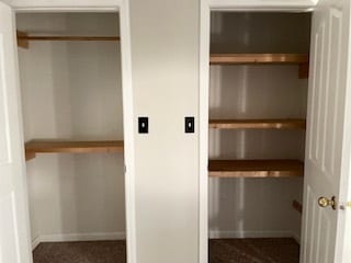 Building Photo - 7201 Deerwood Dr