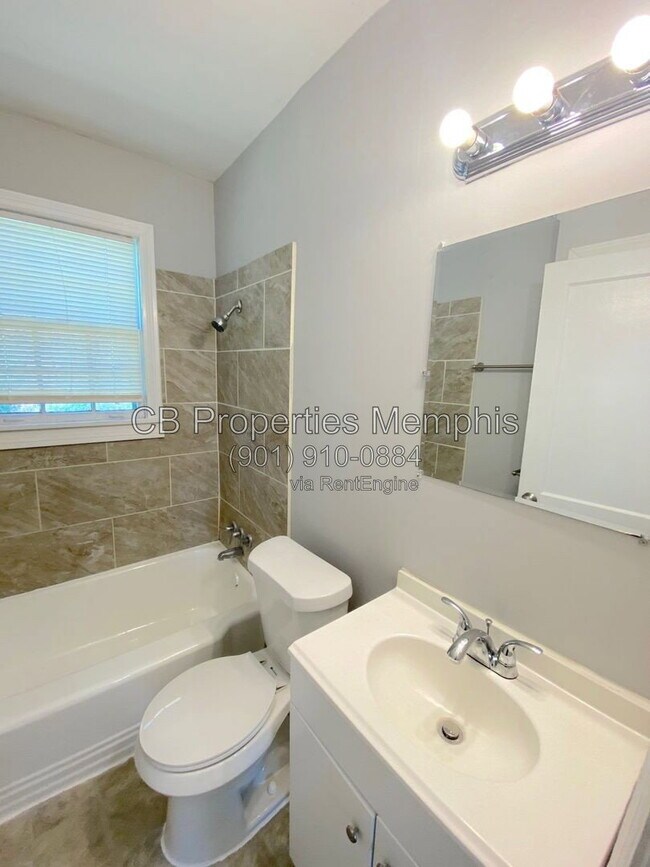 Building Photo - 722 Lydgate Rd