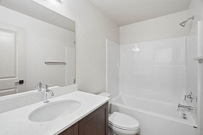 Building Photo - 1816 N 15th St