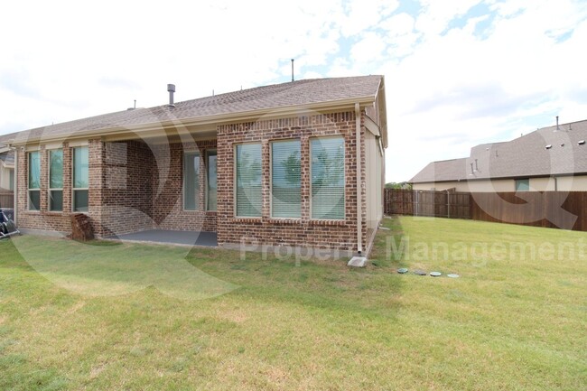 Building Photo - 7324 Black Cherry Ln