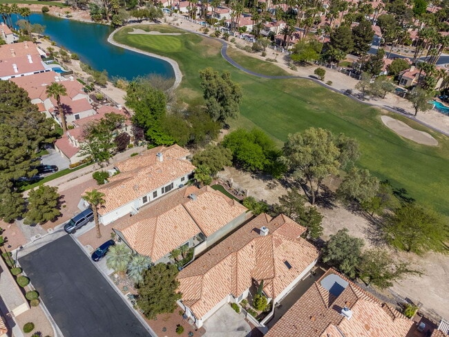 Building Photo - "Discover Comfort & Style: Spacious 3-Bedroom, 2-Bath Home in Las Vegas, NV!"