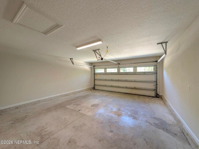 Building Photo - 3451 Buckhead Rd