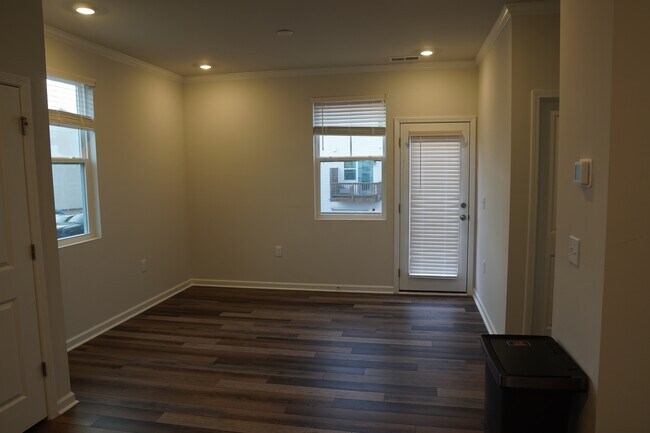 Building Photo - 2626 Chert Ln