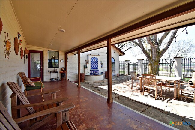 Building Photo - 4513 Center Point Rd