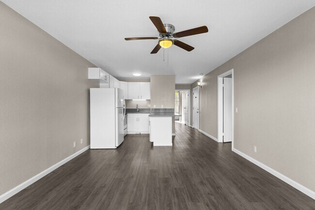 Building Photo - Ocean views from your living room and bedr...
