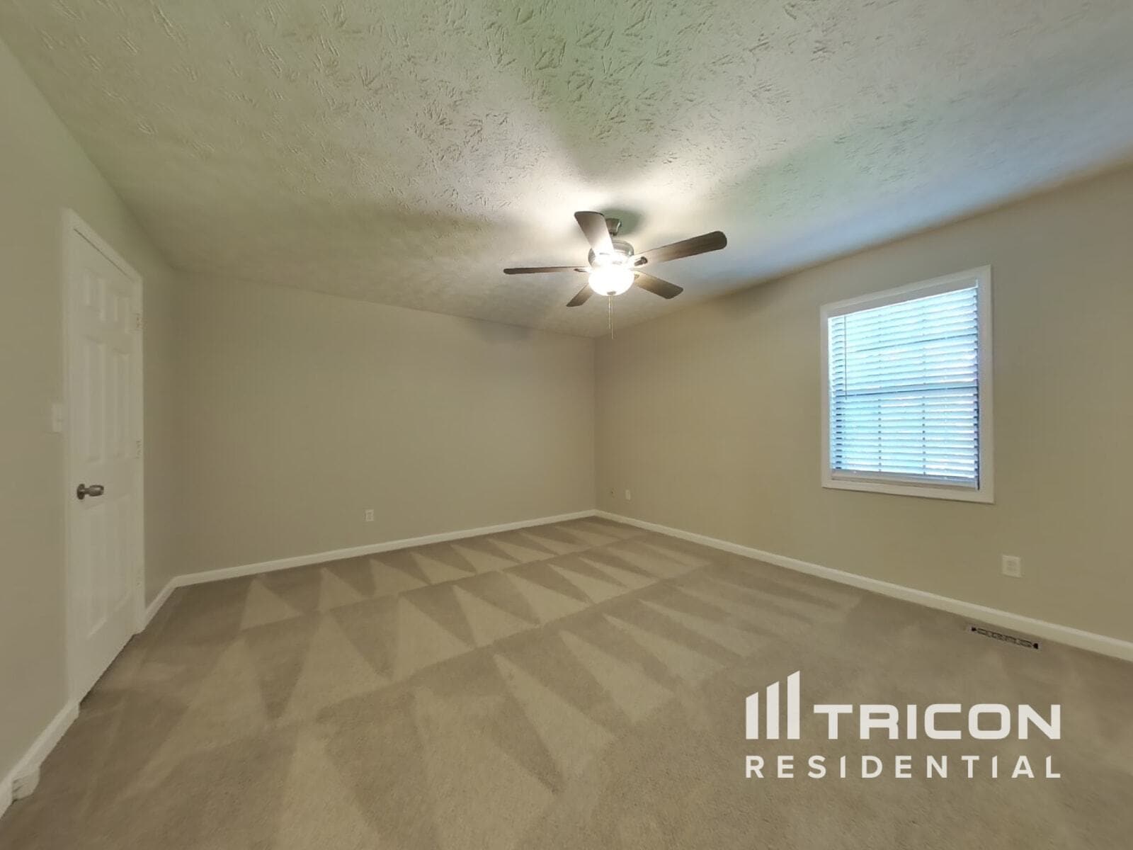 Building Photo - 1301 Fairridge Cir SW