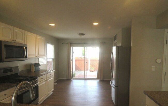 Building Photo - 3bd/2.25ba Renton House