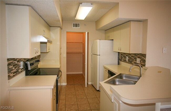 Building Photo - 13571 Eagle Ridge Dr