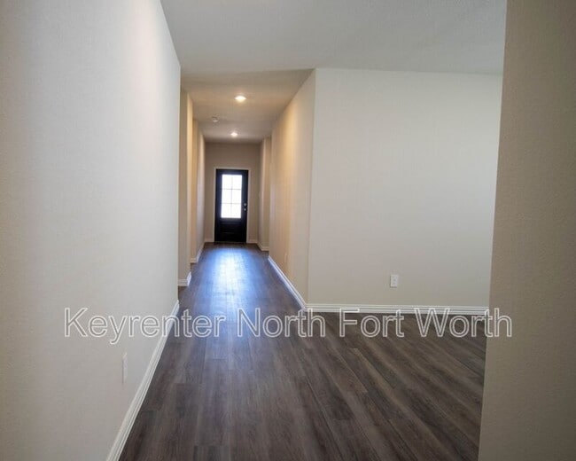 Building Photo - 2106 Dunbar Dr