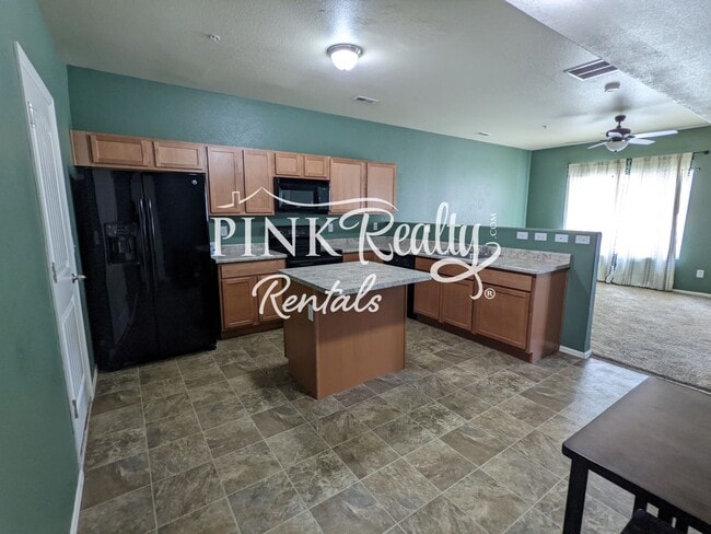 Building Photo - 4853 Pearl Kite View