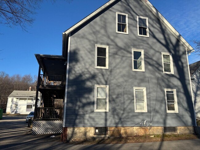 Building Photo - 292 Providence Rd