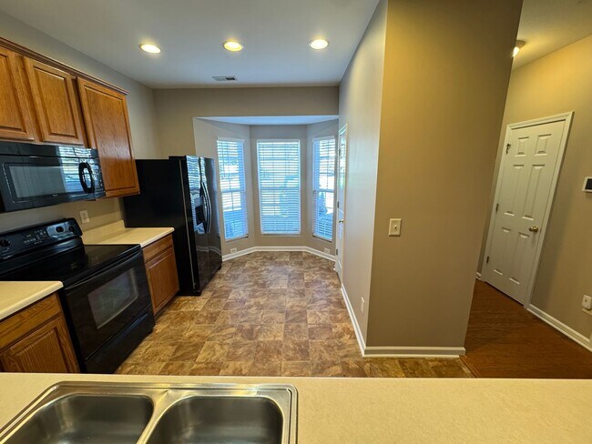 Building Photo - 3BR Townhome in Durham!
