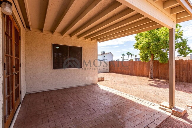 Building Photo - 3214 N Ash Dr