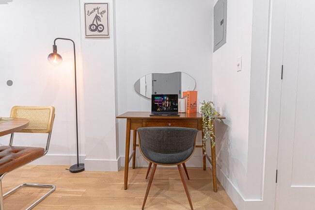 Building Photo - 1255 Decatur St