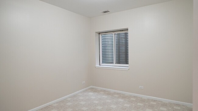Building Photo - 2664 Goldenrod Ln