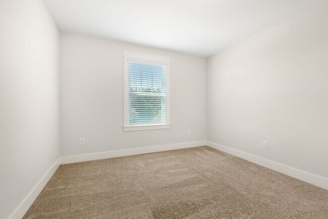 Building Photo - Nolensville home in the highly sought-afte...