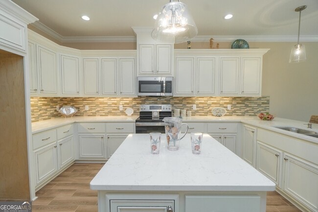 Building Photo - 191 Ryan Nicholas Dr