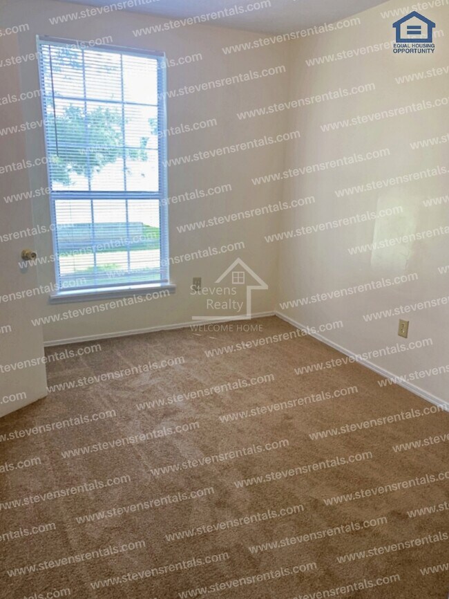 Building Photo - 155 Dogwood Pointe Dr