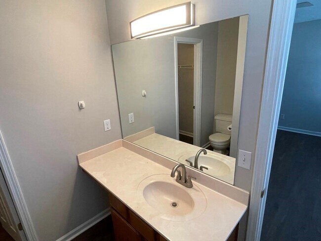 Building Photo - 3251 Avensong Village Cir