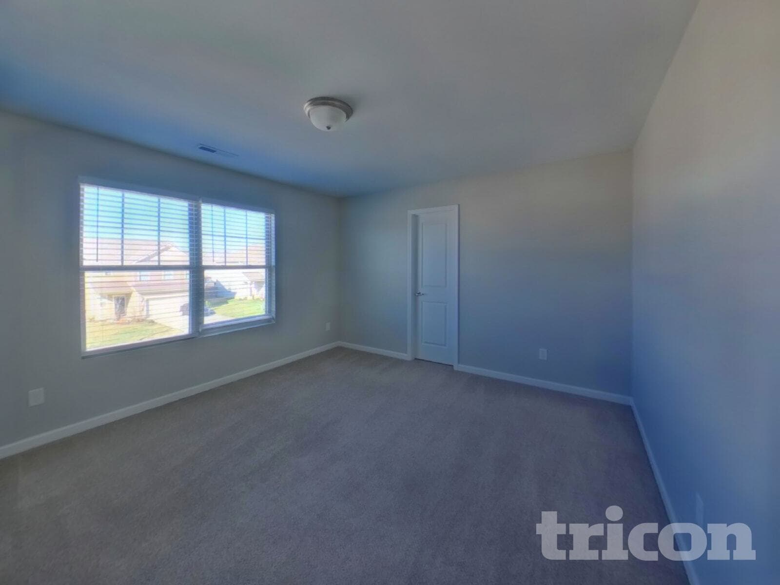 Building Photo - 1041 Lonergan Cir