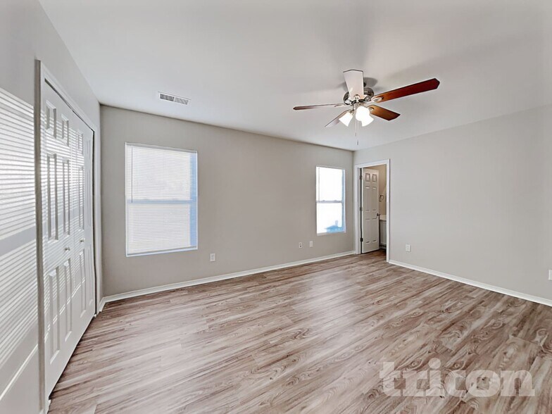 Building Photo - 1528 April Knoll Ct