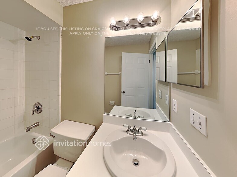 Building Photo - 12826 Lower River Blvd