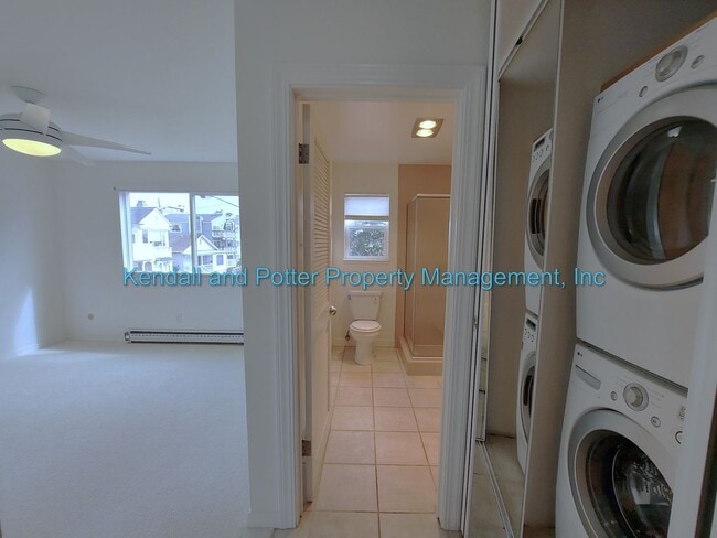 Building Photo - A Must See! Enchanting 2b/2ba with ocean v...