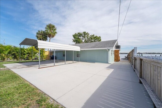 Building Photo - 5021 US-301