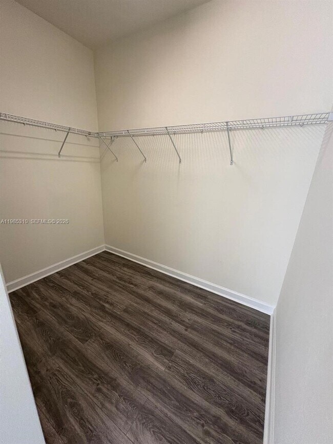 Building Photo - 11834 SW 151 Ave