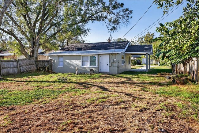 Building Photo - 147 Palm Dr