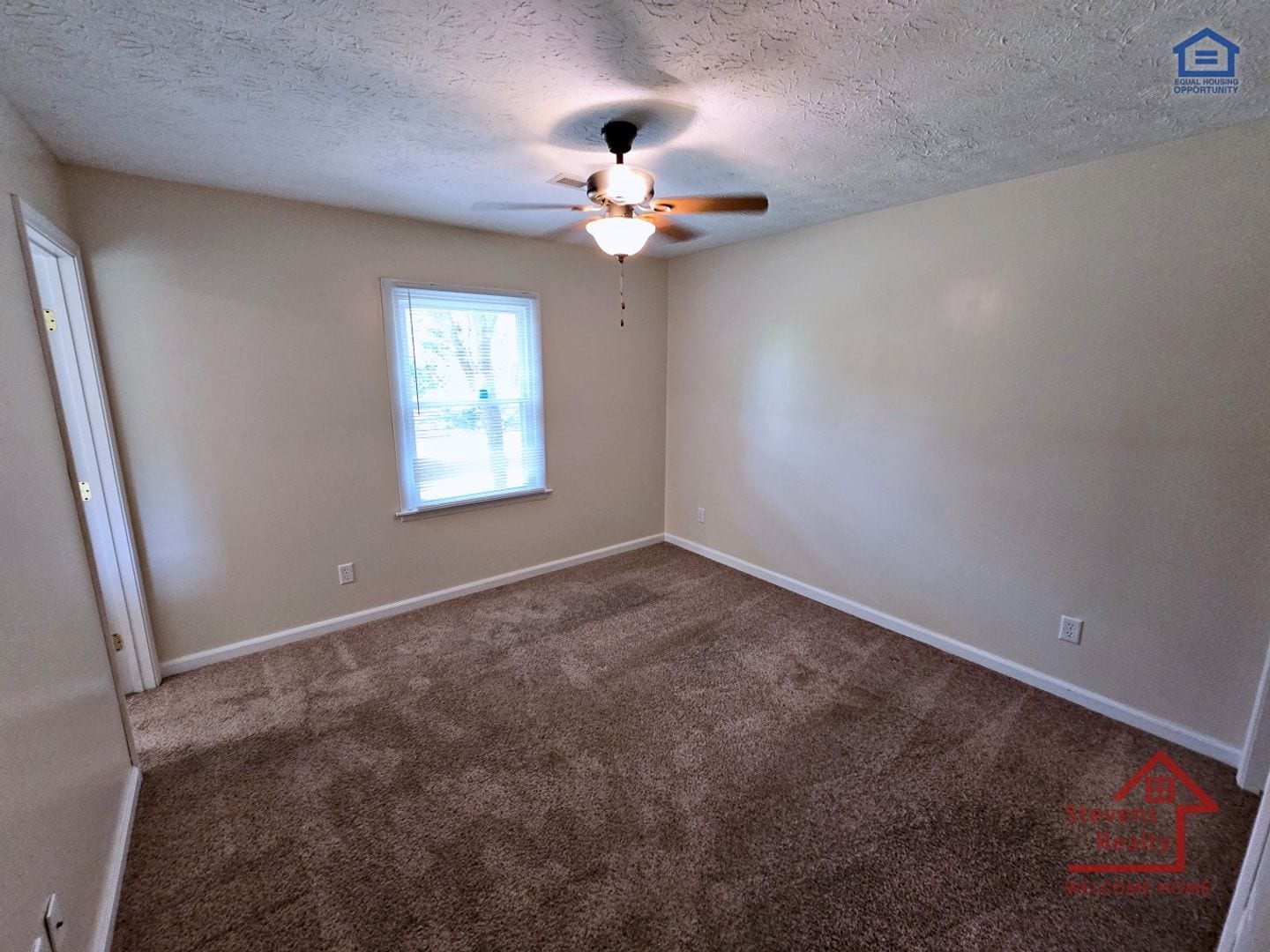 Building Photo - 54 Big Springs Cir