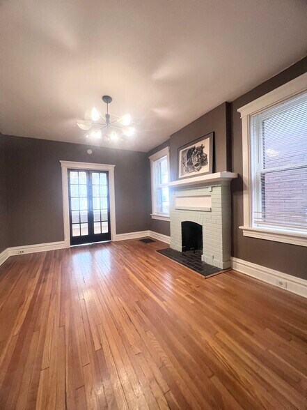 Building Photo - 4221 Botanical Ave