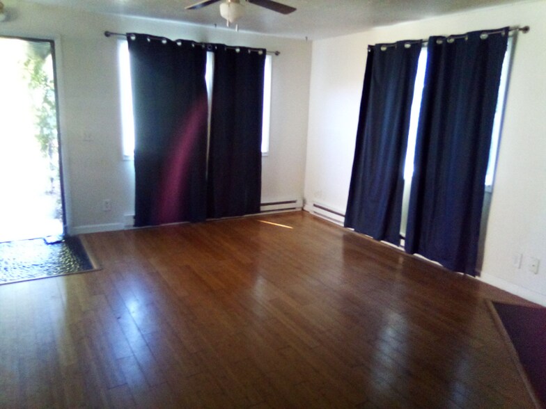 Building Photo - 6459 NE 9th Ave