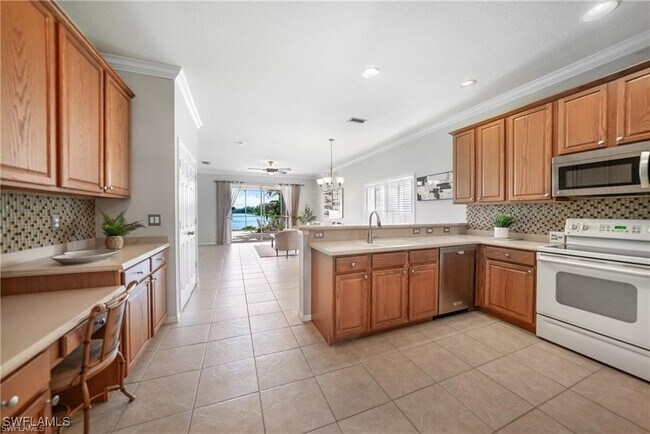 Building Photo - 9909 Gladiolus Preserve Cir