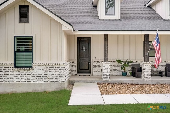 Building Photo - 281 Cibolo Way