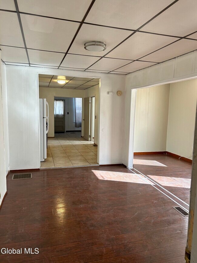 Building Photo - 1908 4th Ave