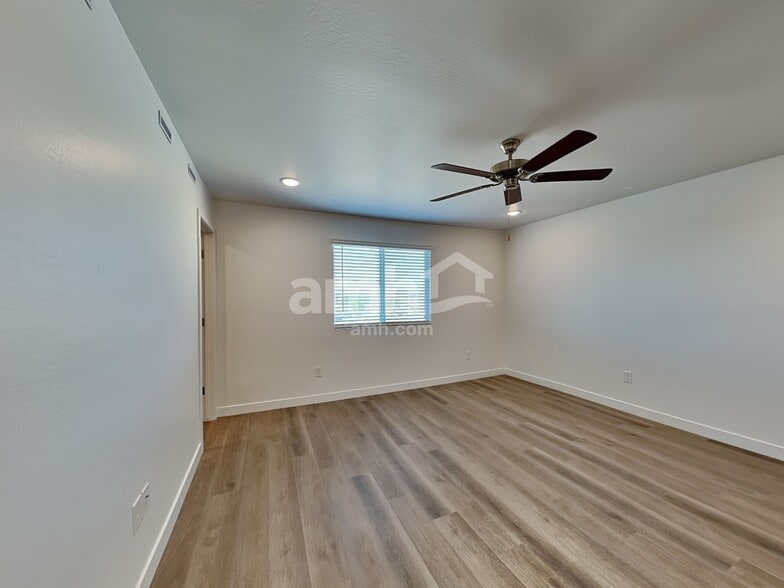 Building Photo - 9733 W Luxton Ln