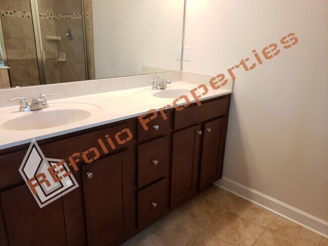 Building Photo - 2454 Pecan Ridge Way